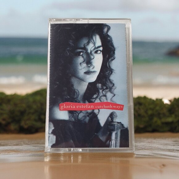 Gloria Estefan Cuts Both Ways Cassette Tape 1989 Vintage Recording Miami Sound - Picture 1 of 4